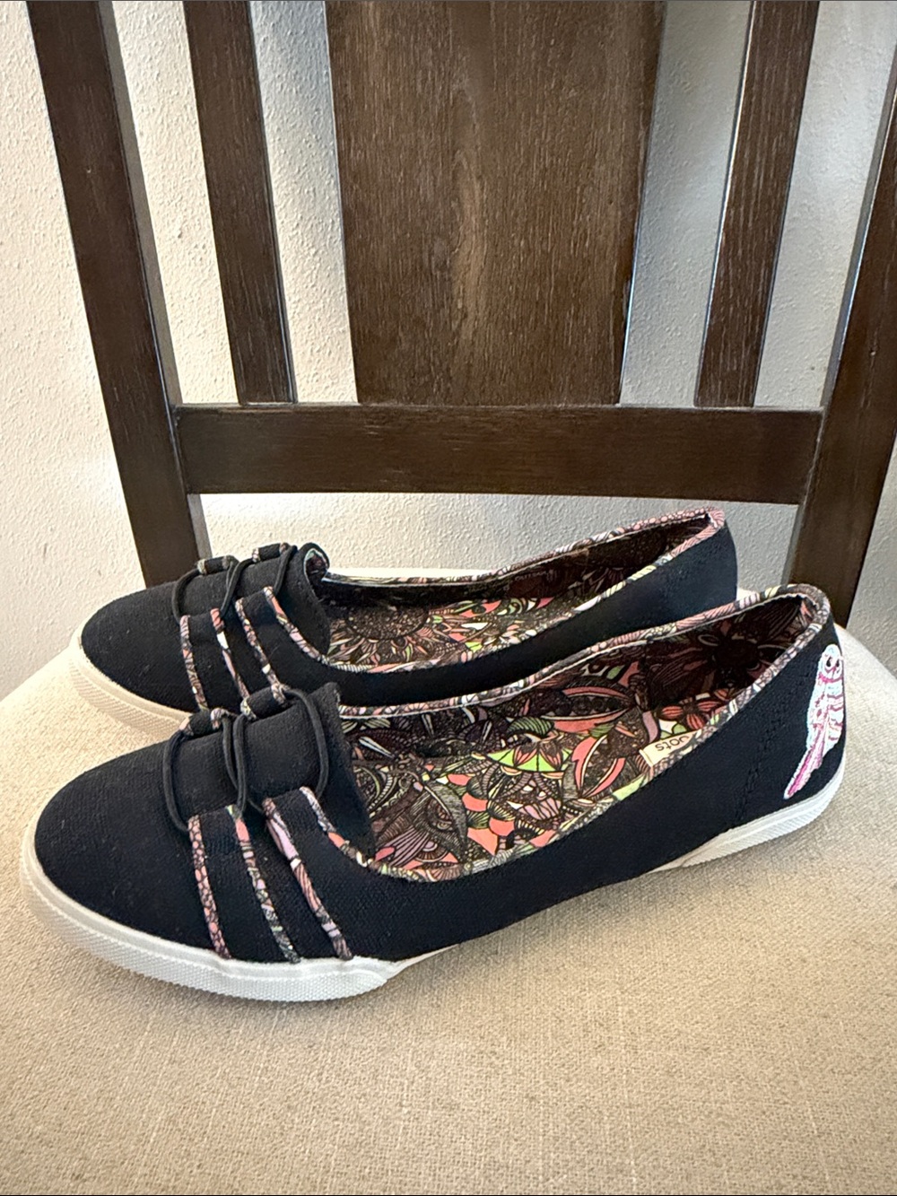 Sakroots Women’s Owl Floral Slip On Sneakers Flats Boho Hippie Black Size 8